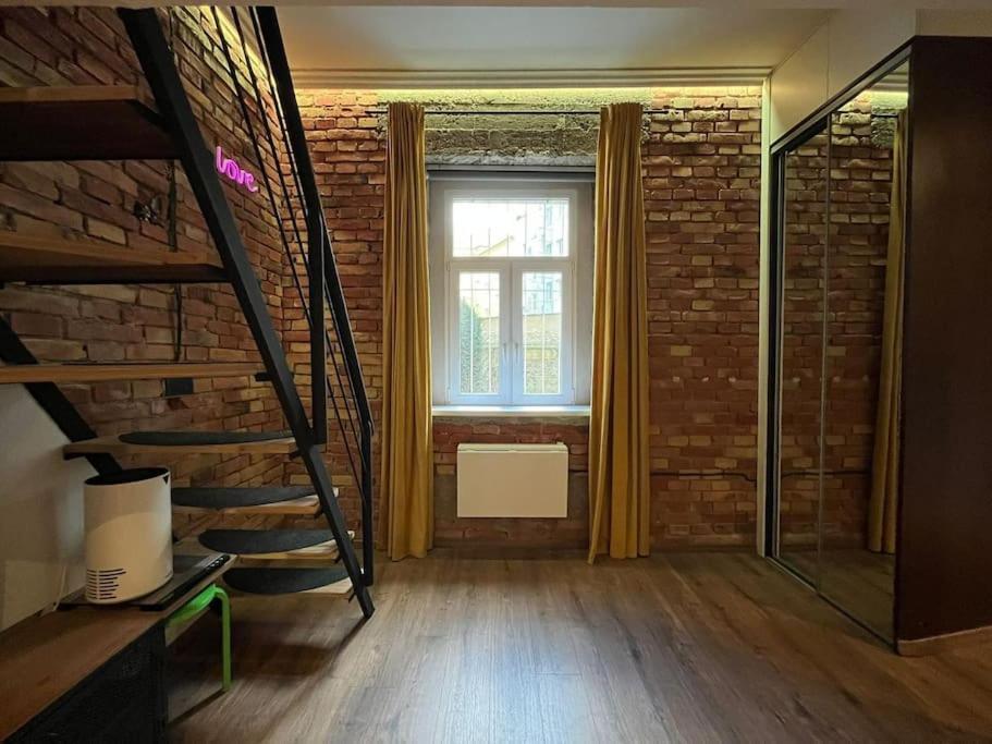 Apartman V Srdci Bratislavy 布拉迪斯拉发 外观 照片